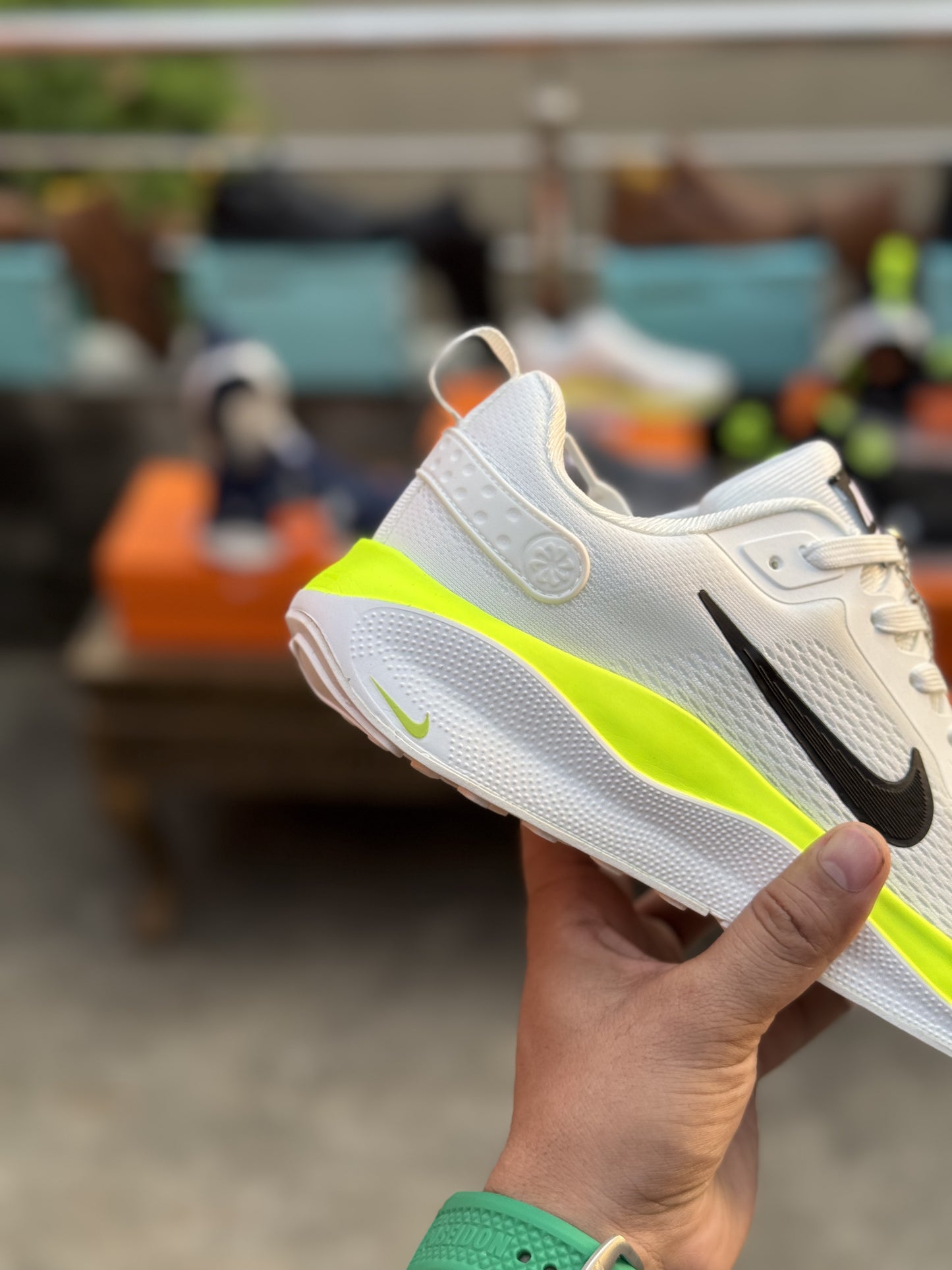 Nike Air Mesh Running Shoes