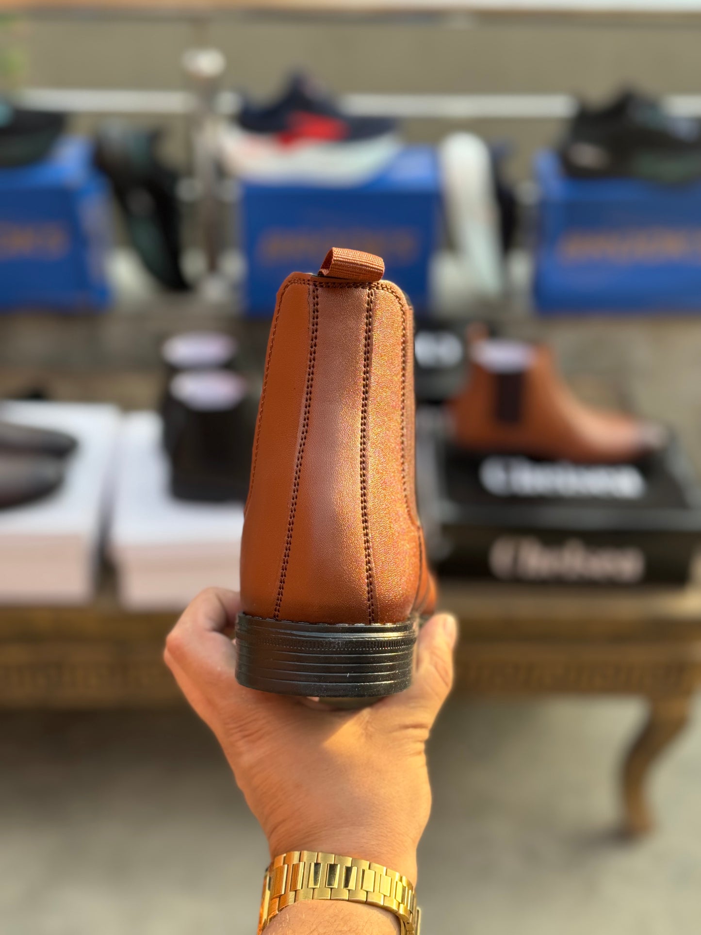 Handcrafted Chelsea Boots – Timeless Design for Every Occasion