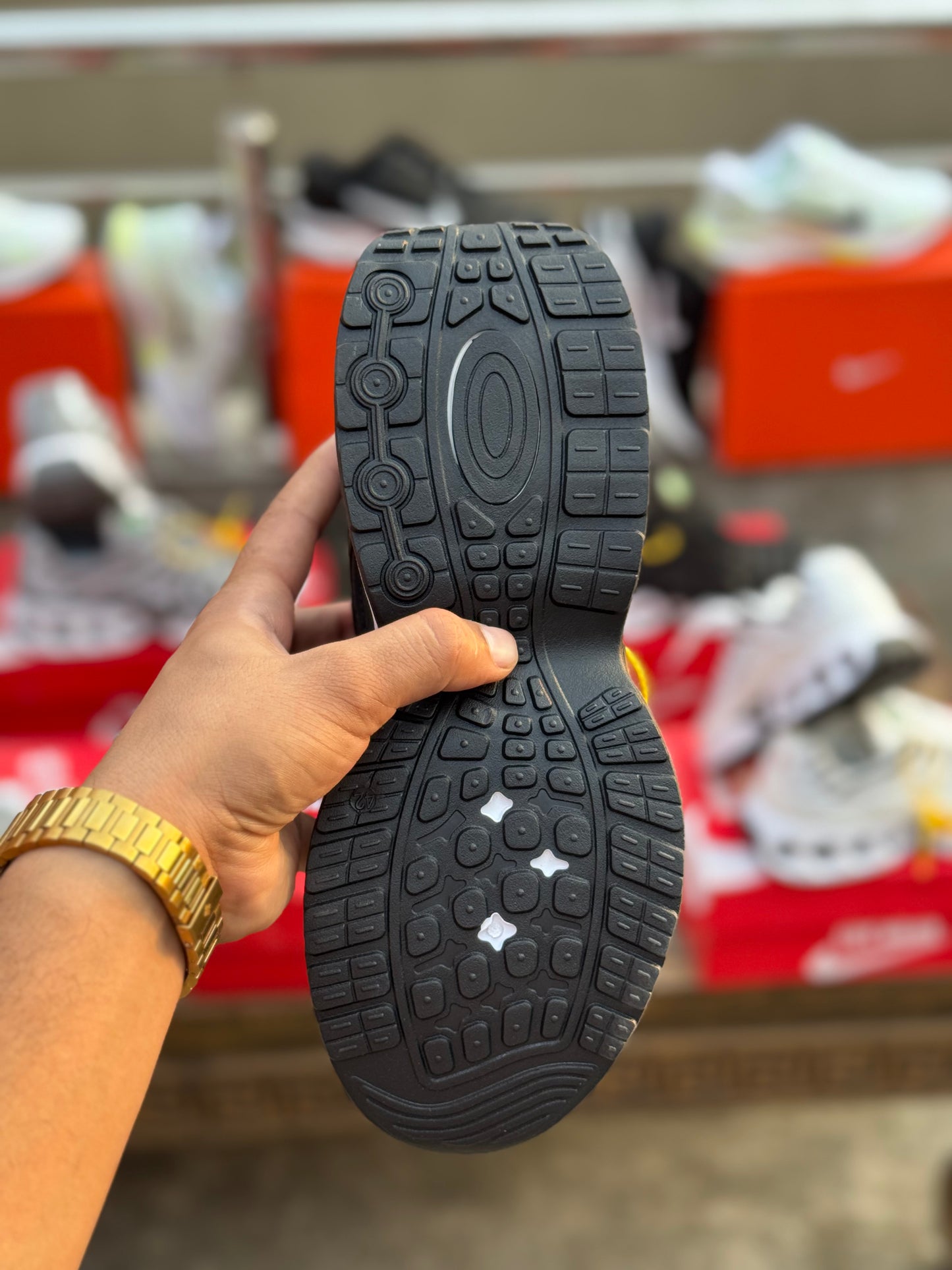 Air Plus Max Sneaker
