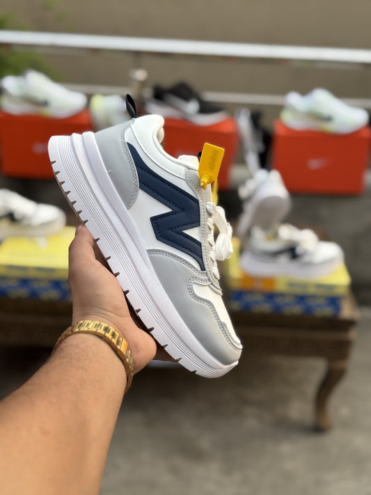Sneaker 327